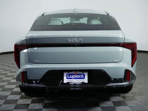 New 2026 Kia K4 GT-Line image 9