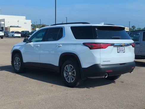 Used 2023 Chevrolet Traverse LT FWD image 5