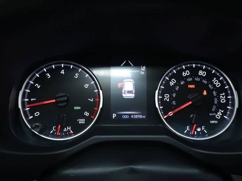 Certified 2020 Toyota RAV4 XLE image 23