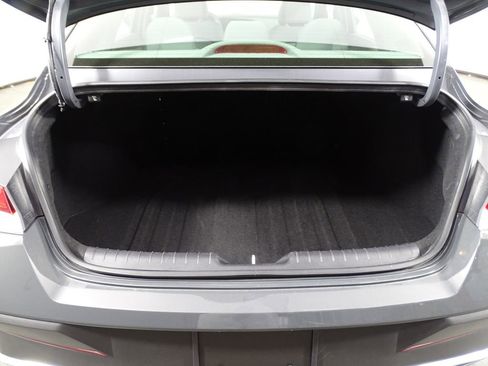 Used 2024 Hyundai Elantra SEL image 13