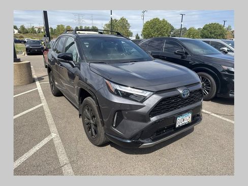 Used 2024 Toyota RAV4 XSE AWD/4WD image 1