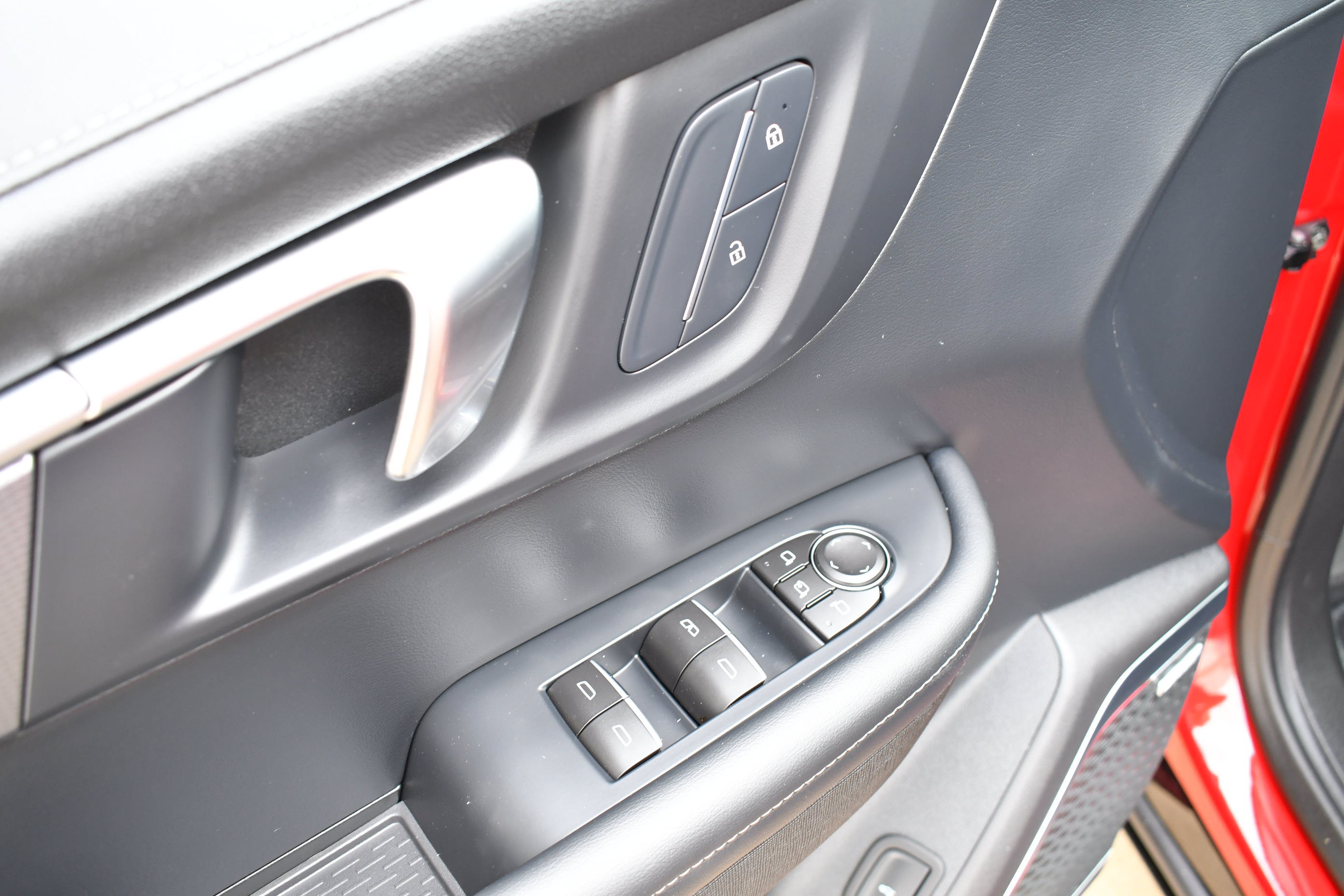 Used 2026 Buick Enclave Sport Touring FWD image 11