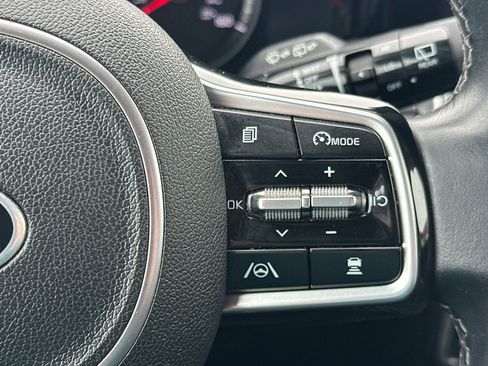 Used 2021 Kia Sorento EX image 38