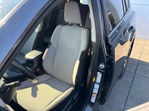 Used 2017 Toyota RAV4 XLE w/ All Weather Liner Package AWD/4WD image 12