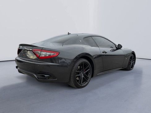 Used 2017 Maserati GranTurismo Sport image 3