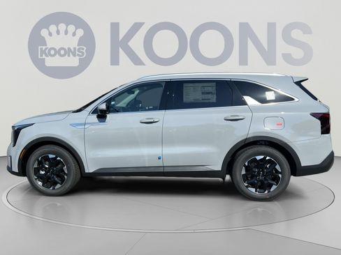 New 2026 Kia Sorento S w/ S Panoramic Sunroof Package FWD image 2