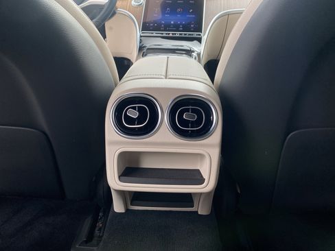 Used 2024 Mercedes-Benz C 300 C 300 image 65