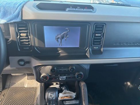 Used 2023 Ford Bronco Big Bend image 13