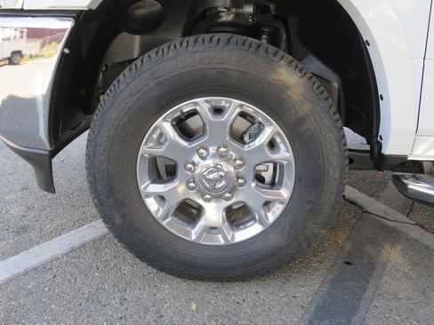 New 2023 RAM 3500 SLT w/ Quick Order Package 2YG SLT image 50