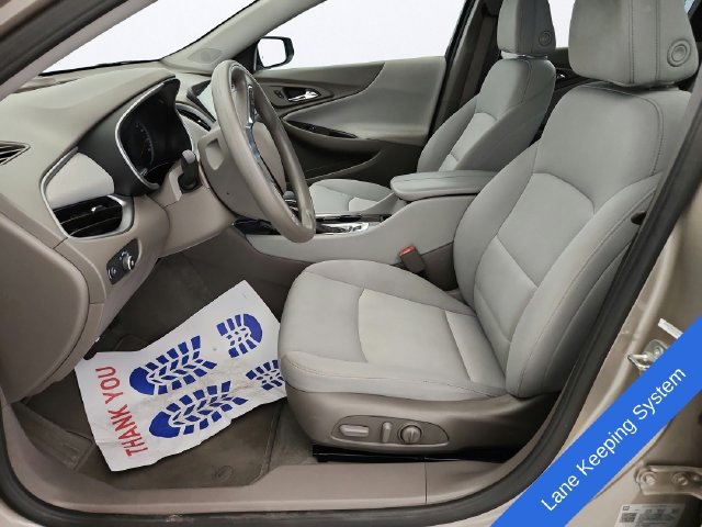 Used 2025 Chevrolet Malibu LT FWD image 11