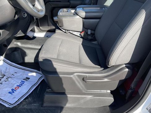 Used 2022 Chevrolet Silverado 1500 W/T image 3