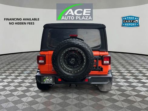 Used 2018 Jeep Wrangler Unlimited Sahara w/ Dual Top Group image 6