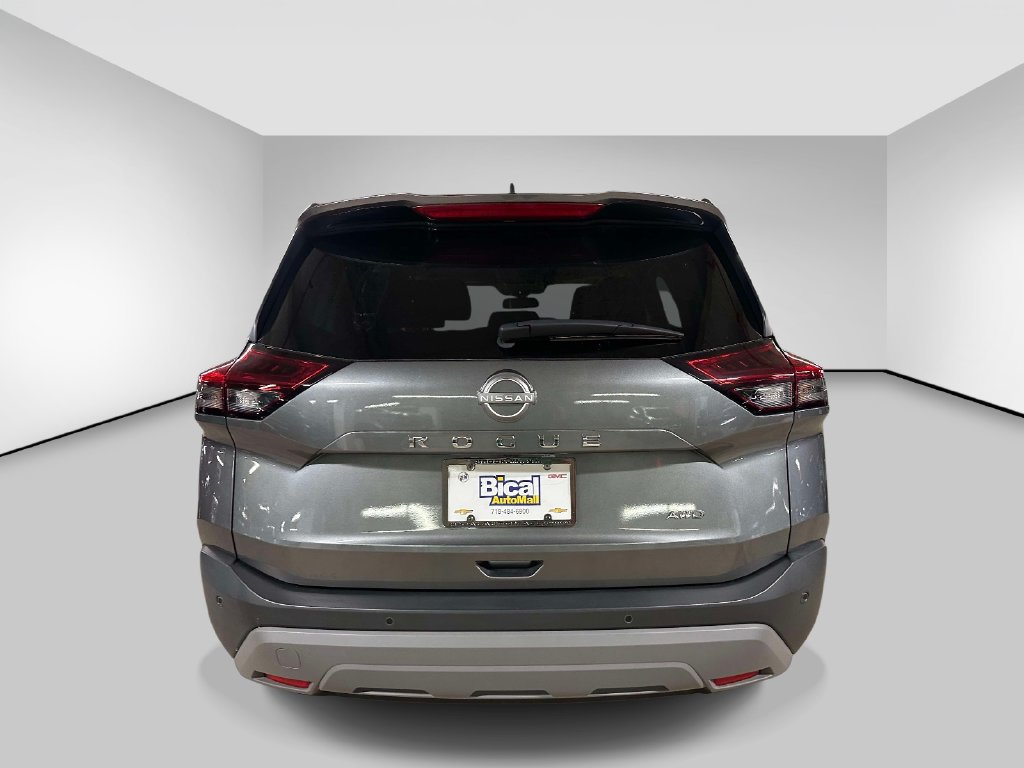 Used 2023 Nissan Rogue S AWD/4WD image 4