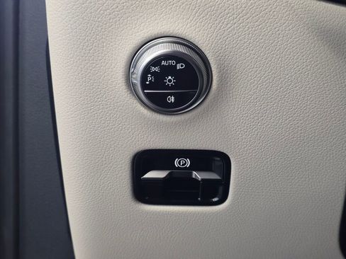 New 2026 Mercedes-Benz GLC 300 GLC 300 image 38