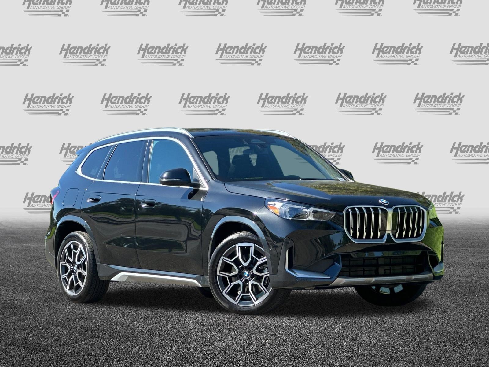 Used 2026 BMW X1 xDrive28i w/ Convenience Package AWD/4WD image 2