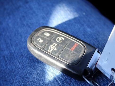 Used 2017 RAM 1500 Rebel w/ Luxury Group image 28