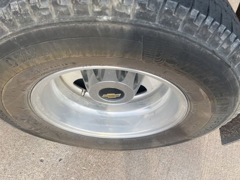 Used 2022 Chevrolet Silverado 3500 High Country w/ Safety Package II image 13