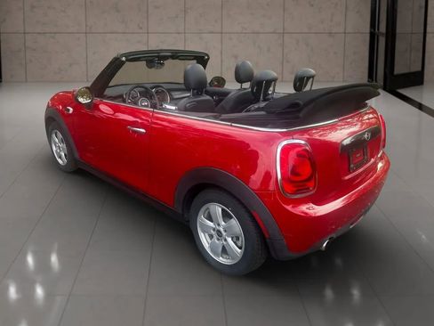 Used 2016 MINI Cooper Convertible image 4