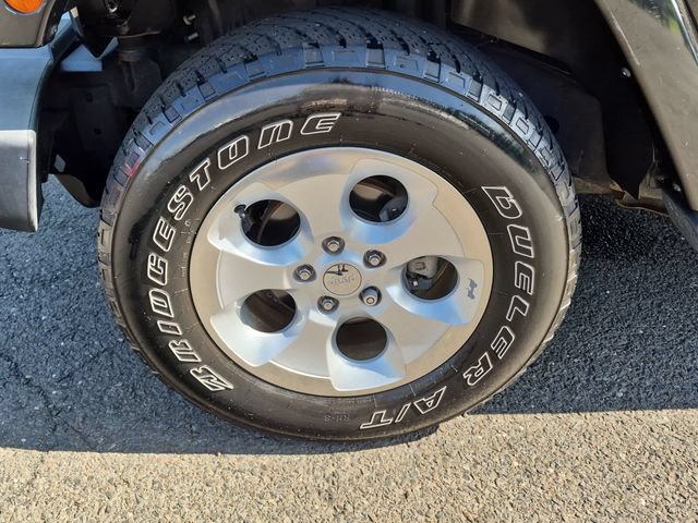 Used 2014 Jeep Wrangler Sahara AWD/4WD image 19