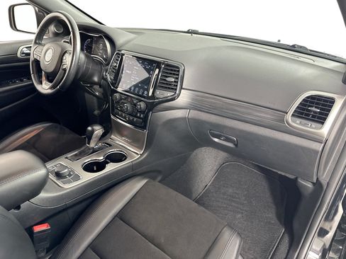 Used 2022 Jeep Grand Cherokee Laredo X AWD/4WD image 29