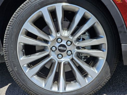 Used 2016 Lincoln MKX Reserve w/ Luxury Package image 13