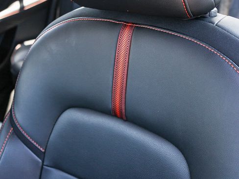 Used 2025 Nissan Sentra SR w/ SR Premium Package FWD image 24