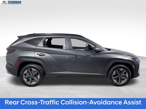 Certified 2025 Hyundai Tucson SEL AWD/4WD image 6