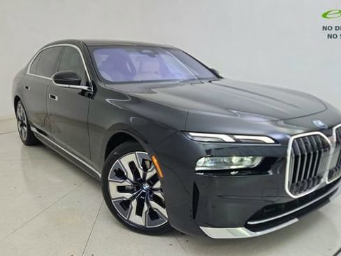 Used 2023 BMW i7 xDrive60 AWD/4WD image 95