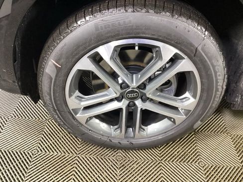 New 2025 Audi Q5 Premium image 8