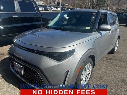 Used 2023 Kia Soul LX