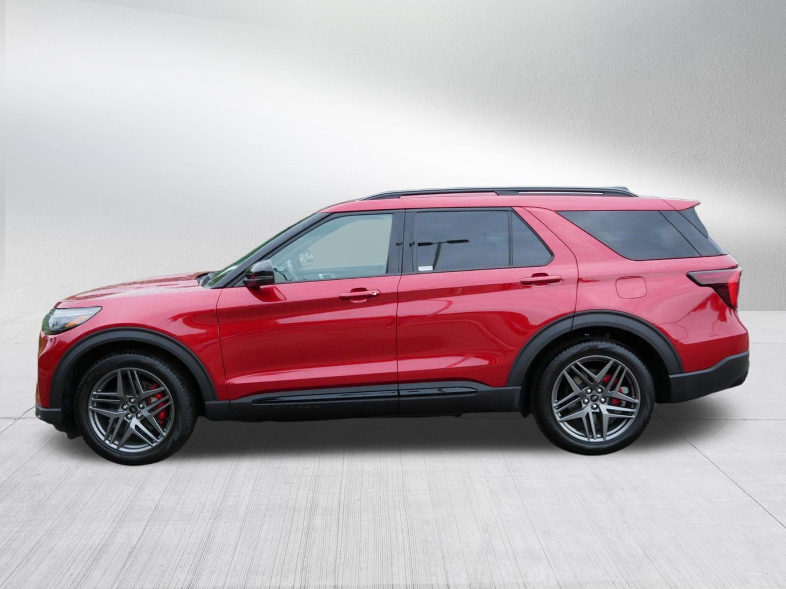 Used 2026 Ford Explorer ST w/ Sun And Sound Package AWD/4WD image 4