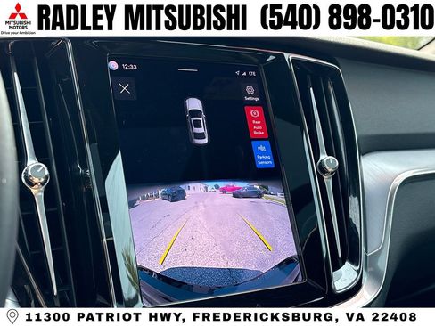 Used 2023 Volvo S60 B5 Plus w/ Climate Package AWD/4WD image 9