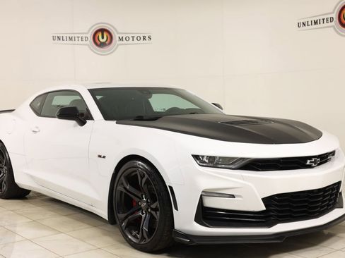 Used 2021 Chevrolet Camaro SS image 39