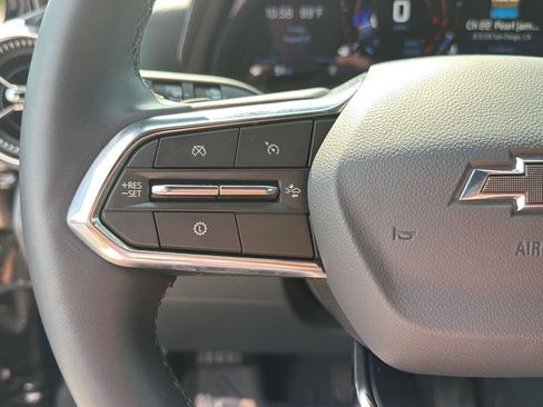 Used 2026 Chevrolet Equinox LT w/ Convenience Package II FWD image 20