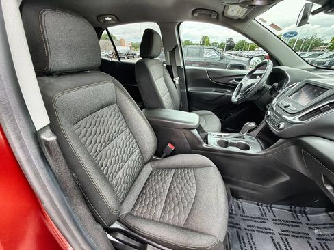Used 2020 Chevrolet Equinox LT AWD/4WD image 24
