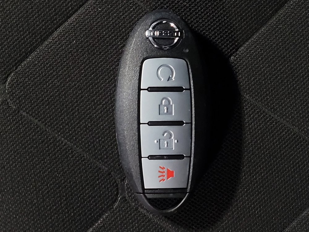 Used 2020 Nissan Kicks SV FWD image 32