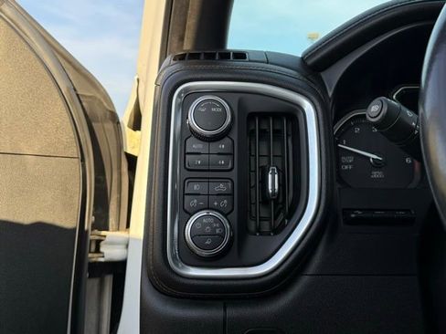 Used 2021 GMC Sierra 1500 AT4 w/ AT4 Premium Package image 17