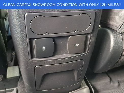 Used 2024 Ford Explorer XLT w/ Class IV Trailer Tow Package AWD/4WD image 11