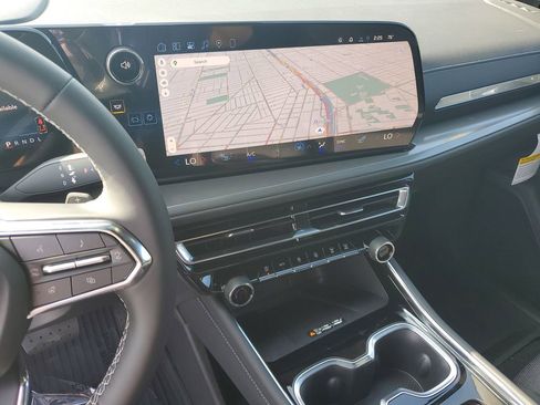 New 2026 Chevrolet Traverse LT w/ Driver Confidence Package image 24