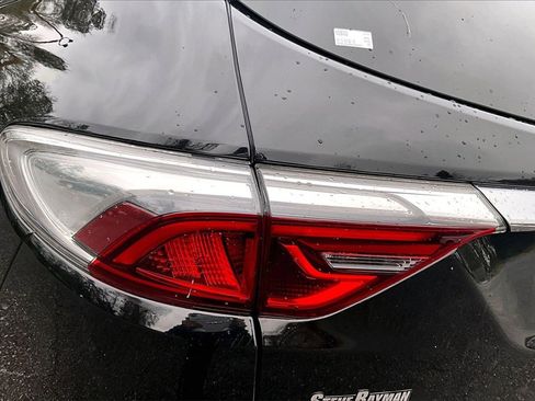 Certified 2022 Buick Enclave Essence w/ Experience Buick Package image 21