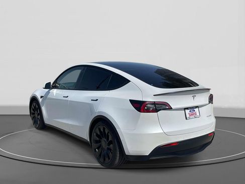 Used 2022 Tesla Model Y Performance AWD/4WD image 6