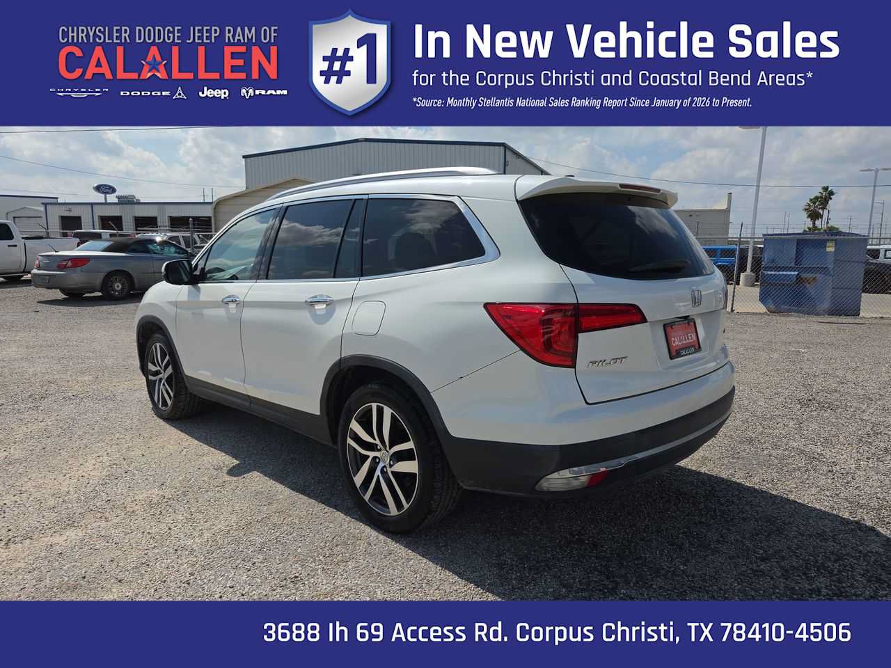 Used 2018 Honda Pilot Touring image 12