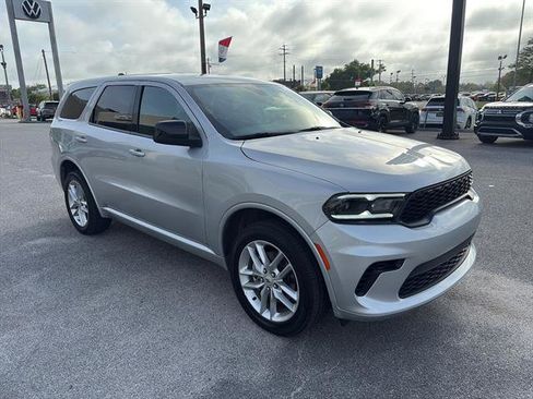 Used 2025 Dodge Durango GT AWD/4WD image 8