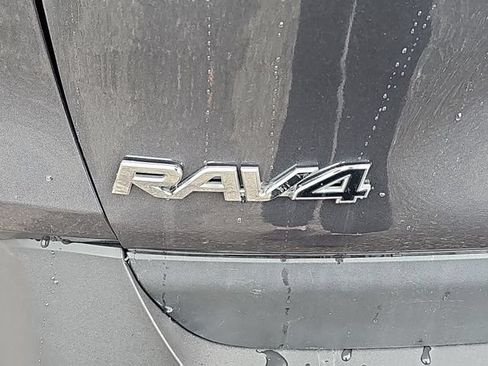 Used 2025 Toyota RAV4 LE FWD image 34