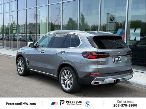 New 2026 BMW X5 xDrive50e AWD/4WD image 3