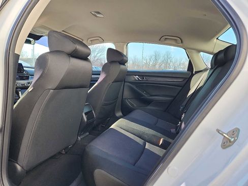 Used 2019 Honda Accord LX image 10