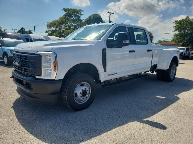 New 2027 Ford F350 XL AWD/4WD image 2