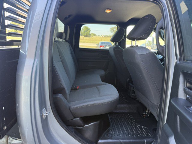 Used 2022 RAM 5500 Tradesman w/ Chrome Appearance Group AWD/4WD image 9