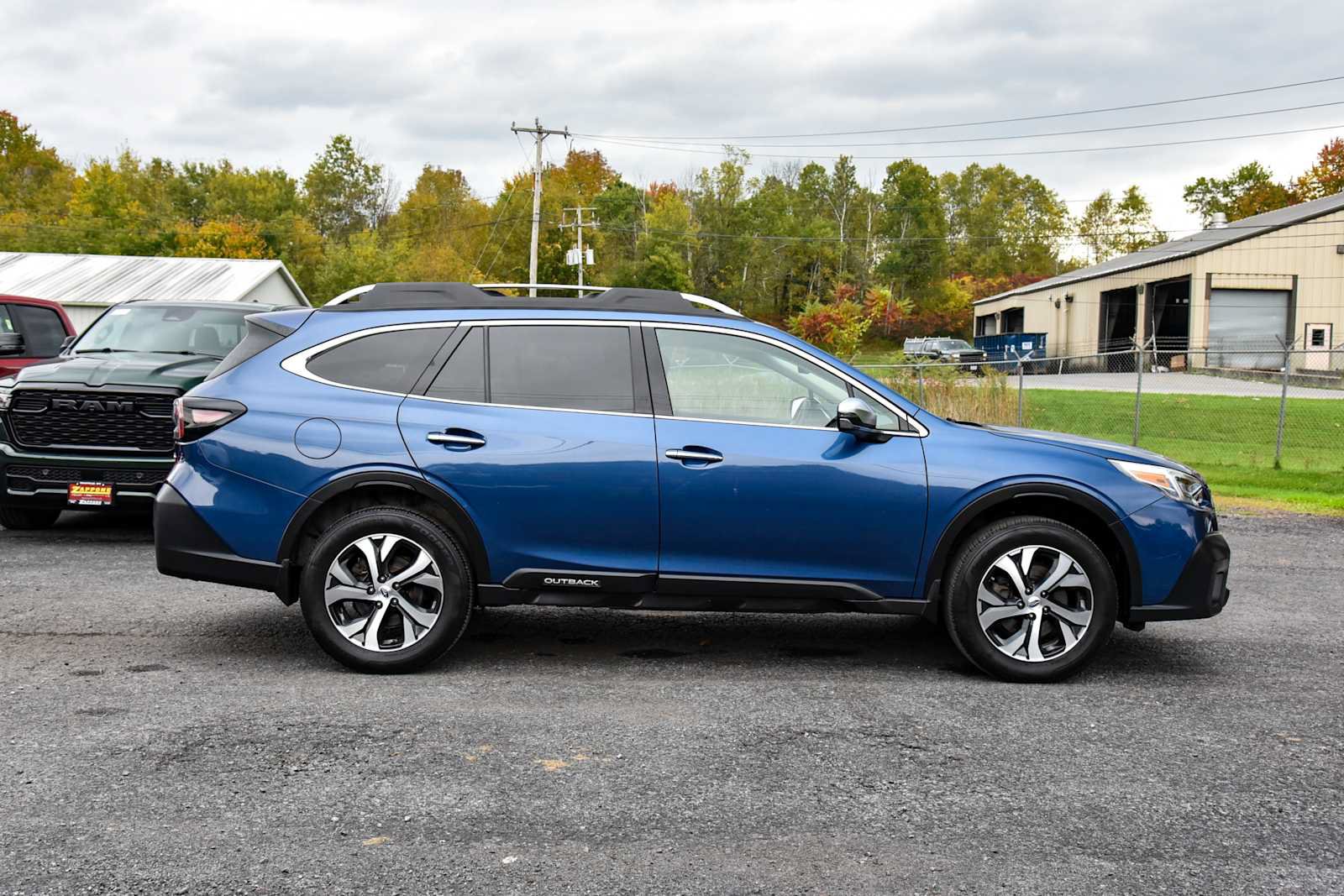 Used 2021 Subaru Outback Touring XT AWD/4WD image 2