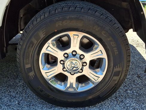 Used 2024 RAM 3500 Big Horn AWD/4WD image 9